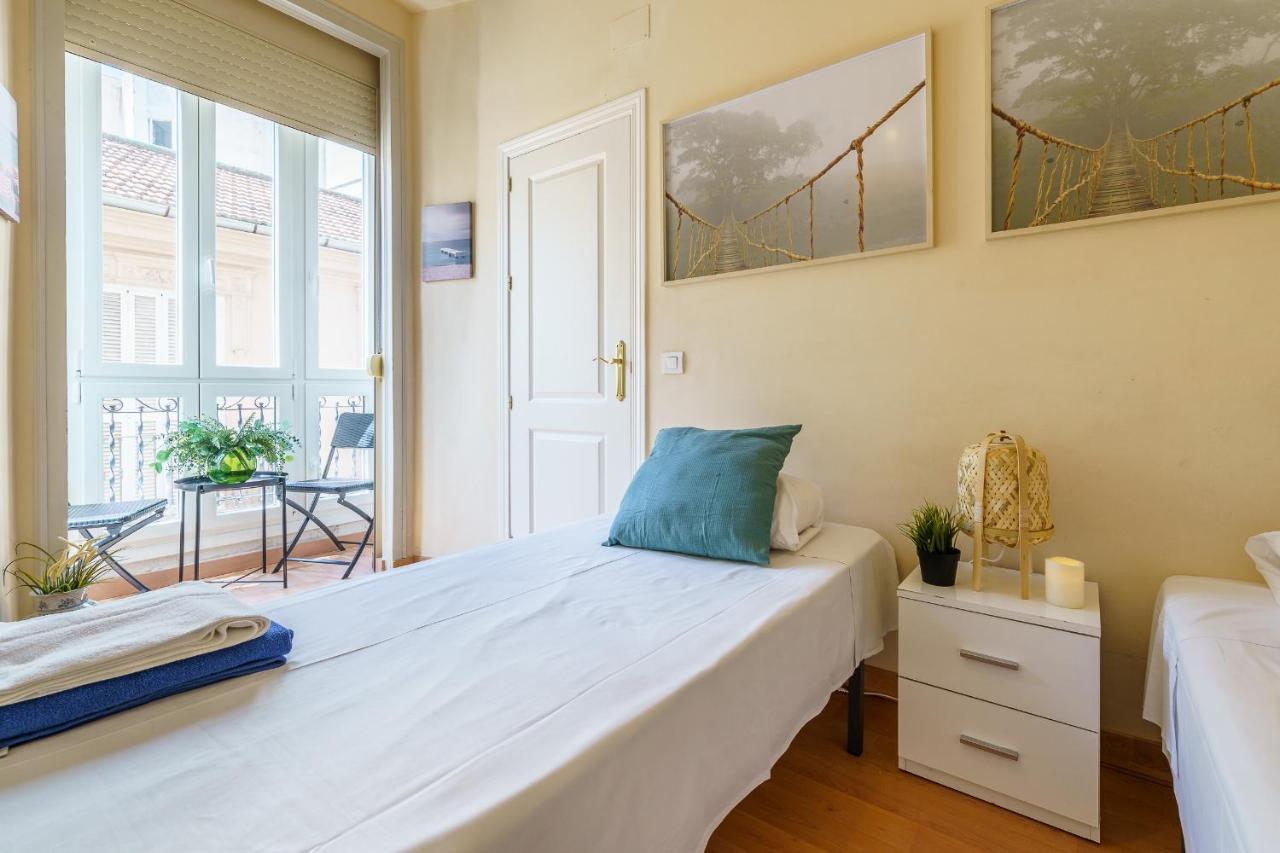 Bright Two-Bedroom Apartment In The Historic Center 马拉加 外观 照片